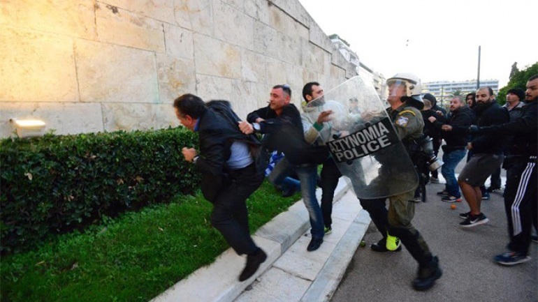 Εσωτερική έρευνα στην Αστυνομία για τον ξυλοδαρμό του Γ. Κουμουτσάκου