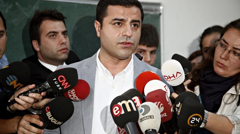 Σ.Ντεμιρτάς: Ο Ερντογάν προσπαθεί να εγκαθιδρύσει “συνταγματική δικτατορία”
