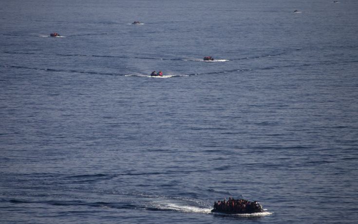 Πάνω από μισό εκατομμύριο λαθρομετανάστες έφτασαν στα ελληνικά νησιά το πρώτο δεκάμηνο του 2015