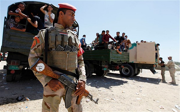 Δείτε πως γλίτωσε Ιρακινός στρατιώτης που είχε καθηλωθεί από ελεύθερο σκοπευτή της ISIS