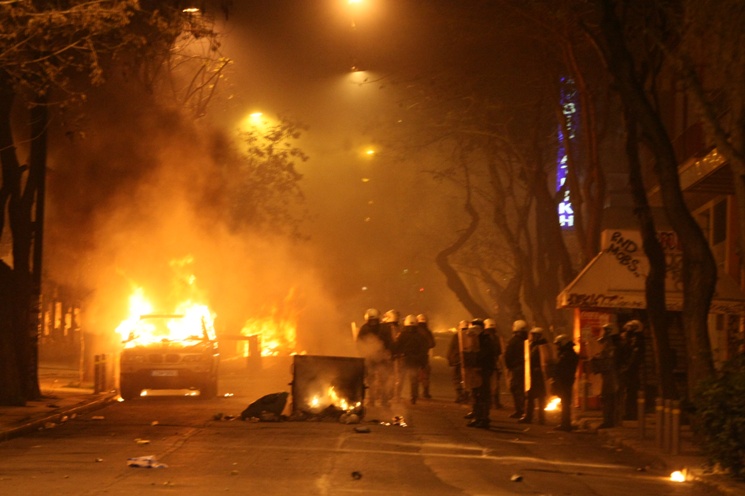 Επεισόδια, αλλά ακόμα και… τρομοκρατικό χτύπημα φοβάται η Αστυνομία στο Πολυτεχνείο