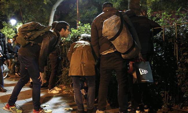 Παρίσι – Συγκλονιστική μαρτυρία: “Έτσι γλίτωσα από τους τρομοκράτες” [βίντεο]