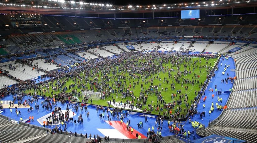 Ένας από τους βομβιστές στο Stade de France είχε εισιτήριο και ετοιμαζόταν να μπει μέσα