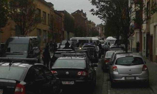 Έφοδος αστυνομικών σε λημέρι τζιχαντιστών στις Βρυξέλλες! [βίντεο]