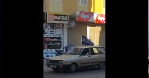Πανηγύρια και κόρνες σε τουρκική πόλη όταν έμαθαν ότι οι ισλαμιστές χτύπησαν το Παρίσι [βίντεο]