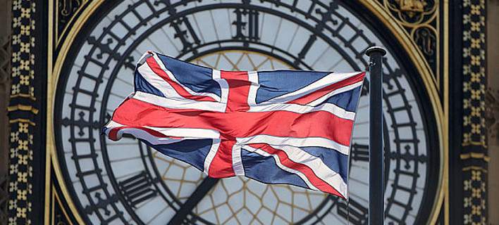 Δημοσκόπηση Independent : “Οι μισοί Βρετανοί θέλουν Brexit μετά τις επιθέσεις στο Παρίσι”
