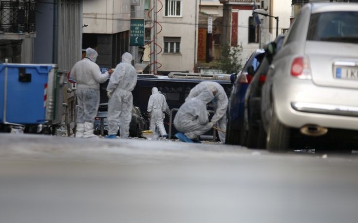 Εξετάζουν κάμερες και μάρτυρες για την έκρηξη στον ΣΕΒ- Ερωτηματικά για τα μέτρα φύλαξης της περιοχής