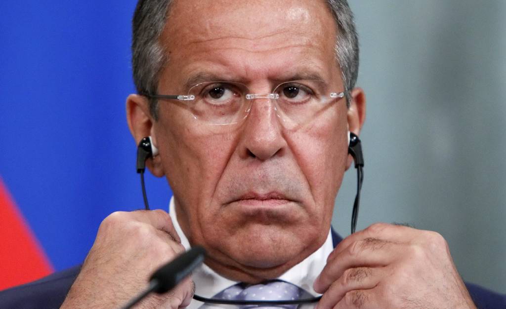 Στριμωγμένος ο Ερντογάν – Σ.Λαβρόφ: “Τουρκική προβοκάτσια η κατάρριψη του αεροσκάφους”