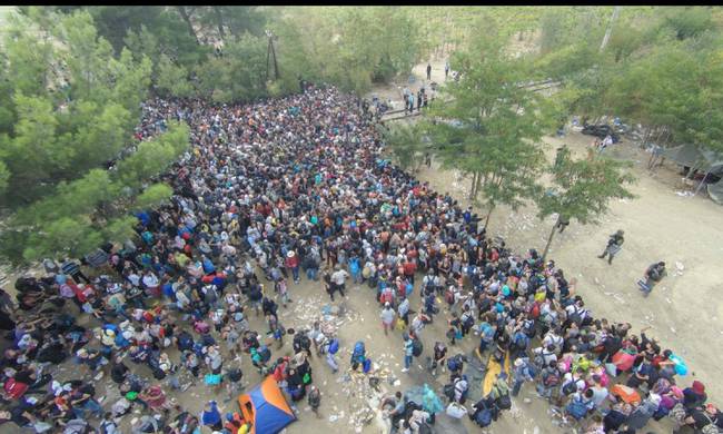 Έρχονται: Έτοιμα τα λεωφορεία για να μεταφέρουν τους “λάθρο” από την Ειδομένη στην Αθήνα [βίντεο]