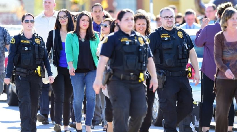 FBI: Εξετάζει το ενδεχόμενο οι δύο δράστες του μακελειού να διατηρούσαν επαφές με εξτρεμιστές σε ΗΠΑ και εξωτερικό