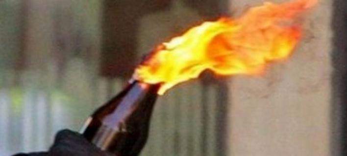 Λάρισα: Εριξαν τρεις μολότοφ σε παιδικό σταθμό!