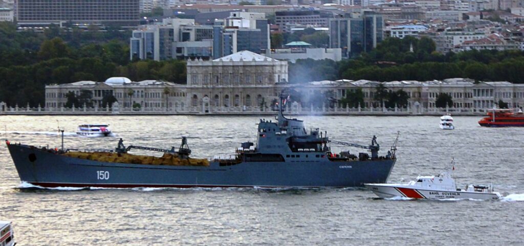 Η Τουρκία απήγαγε τέσσερα ρωσικά πλοία στην Μαύρη Θάλασσα – Τα έχει “κλειδώσει” στην Σαμψούντα