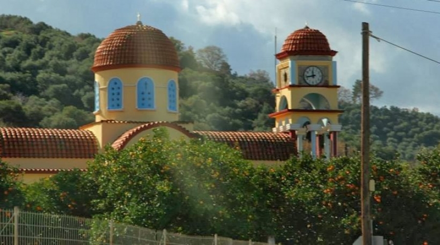 Κρήτη: Βανδάλισαν εκκλησία για ένα… μικρόφωνο