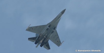 Αεροπορική επίδειξη και μοναδικοί ελιγμοί με ένα Su-35 [βίντεο]