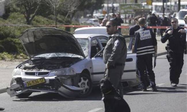 Ισραήλ: Επίθεση κατά περαστικών με αυτοκίνητο και μαχαίρι – Τρεις τραυματίες