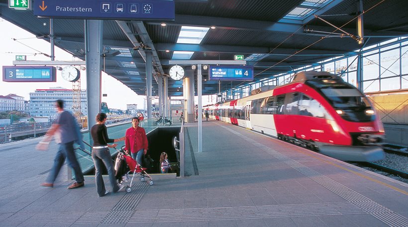 Σύλληψη 17χρονης Σουηδής στην Αυστρία που ταξίδευε για να ενταχθεί στους τζιχαντιστές