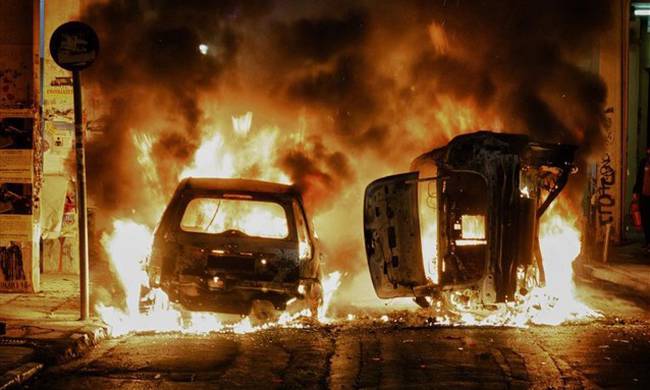 Ασκήθηκαν ποινικές διώξεις σε 11 συλληφθέντες για τα χθεσινά επεισόδια στα Εξάρχεια