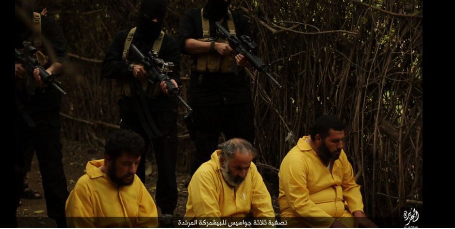 Το Ισλαμικό Κράτος εκτέλεσε στο Ιράκ 3 άτομα με την κατηγορία της κατασκοπείας [φωτό]