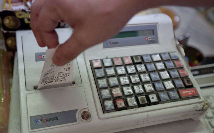 Η υπάλληλος έβαζε “χέρι” στο ταμείο- Πάνω από 47 χιλιάδες ευρώ έκαναν “φτερά”