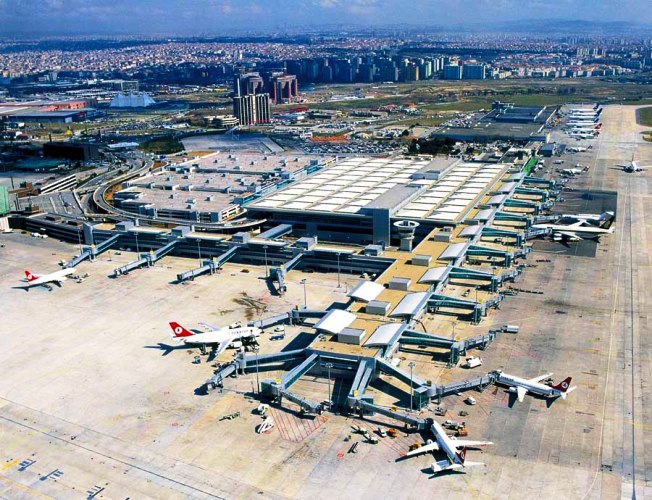 Κωνσταντινούπολη:  Ζημιές σε πέντε αεροσκάφη από την έκρηξη στο αεροδρόμιο