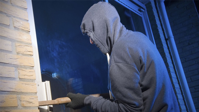 Τρόμος για ηλικιωμένο στο Αίγιο