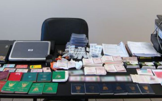 Λέσβος: Σύλληψη Αφγανού για παροχή εγγράφων σε λαθρομετανάστες