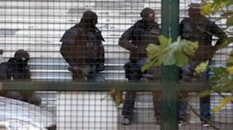 Ύποπτο αντικείμενο σε αεροδρόμιο της Βαρσοβίας – Το εκκένωσαν οι αρχές!