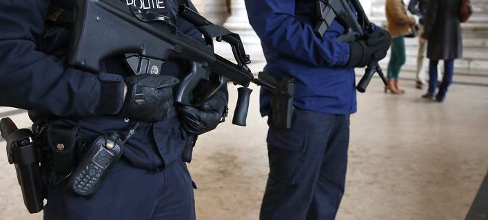 Γαλλία: Σε επιφυλακή 100.000 αστυνομικοί υπό την απειλή τρομοκρατικού χτυπήματος