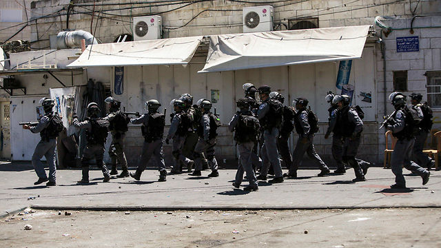 ΕΚΤΑΚΤΟ: Ένοπλος άνοιξε πυρ στο Σπήλαιο των Πατριαρχών (upd)