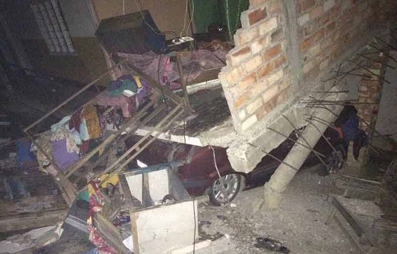 Τουλάχιστον 5 νεκροί και 100 τραυματίες από τον σεισμό των 6,7 Ρίχτερ στην Ινδία (vid, pic)