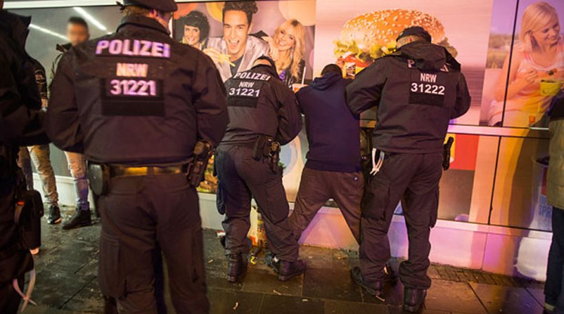 Bild: Προσπάθεια συγκάλυψης του μπαράζ των σεξουαλικών επιθέσεων από λαθρομετανάστες στη Γερμανία