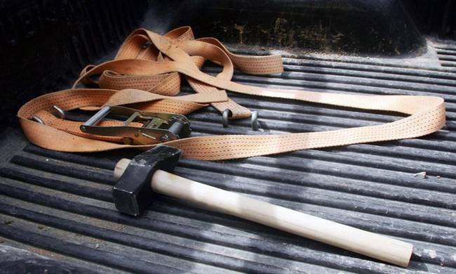 Σύλληψη νεαρού στα Εξάρχεια με ένα «τσουβάλι» κατηγορίες