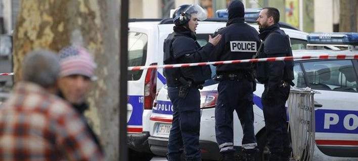 Άσυλο από την Ελβετία είχε ζητήσει ο δράστης στο αστυνομικό τμήμα του Παρισιού