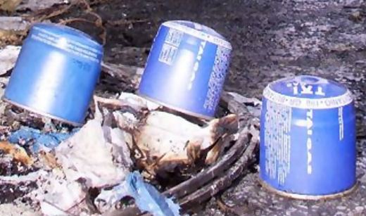 Έκρηξη με γκαζάκια σε ΔOY στα Εξάρχεια