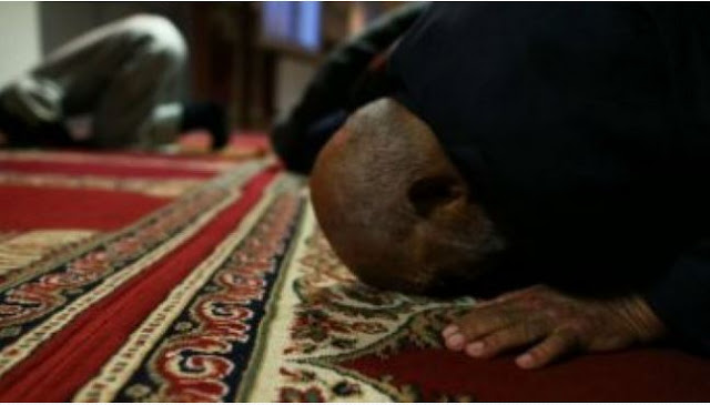 Γαλλία: Απαγορεύθηκαν τρεις ισλαμικές οργανώσεις και έκλεισε ένα τζαμί στο Παρίσι