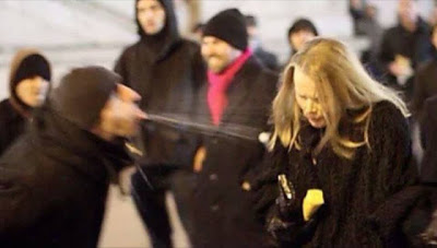 Συνεχείς οι επιθέσεις λαθρομεταναστών σε γυναίκες σε όλη την Ευρώπη [βίντεο]