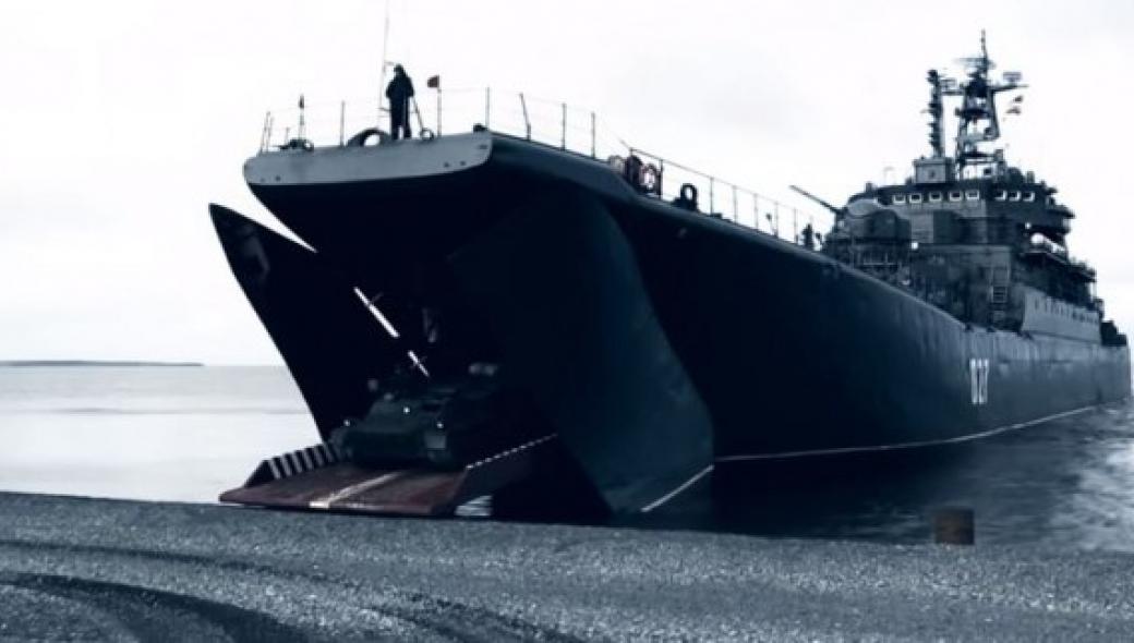 Επίδειξη ισχύος από την Μόσχα: Αμφίβιες επιθέσεις από το ρωσικό ναυτικό [βίντεο]