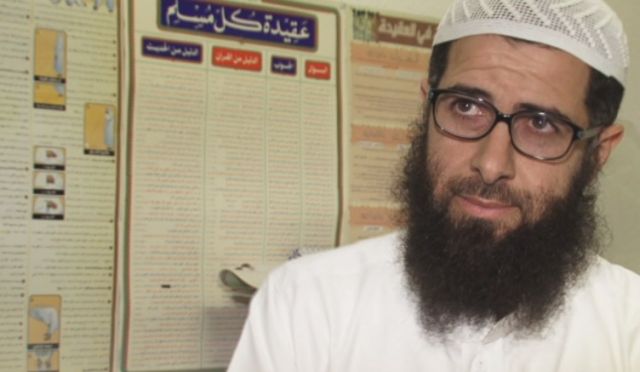 Ιμάμης της Κολωνίας: «Δεν φταίνε οι μουσουλμάνοι που βιάζουν τις γυναίκες – Το άρωμα που βάζουν είναι προκλητικό»