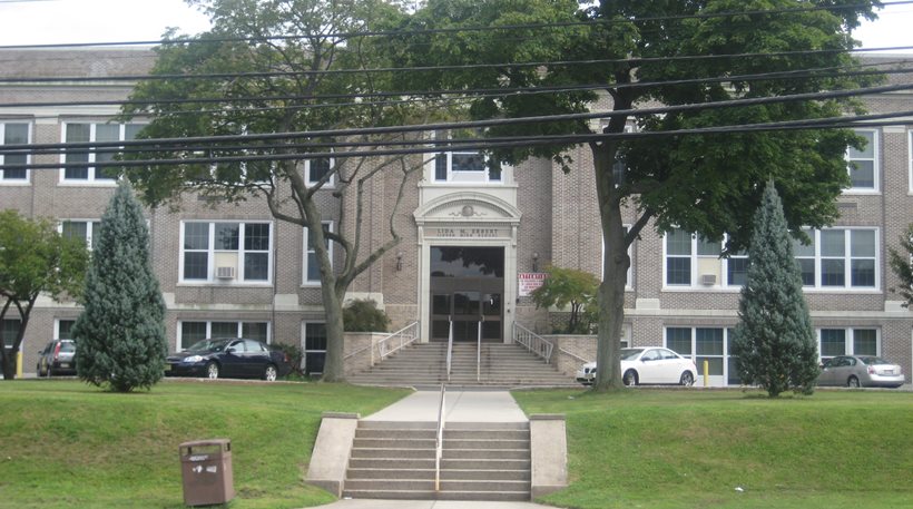 Συναγερμός σήμανε στις ΗΠΑ μετά από απειλές για βόμβες σε εννέα σχολεία