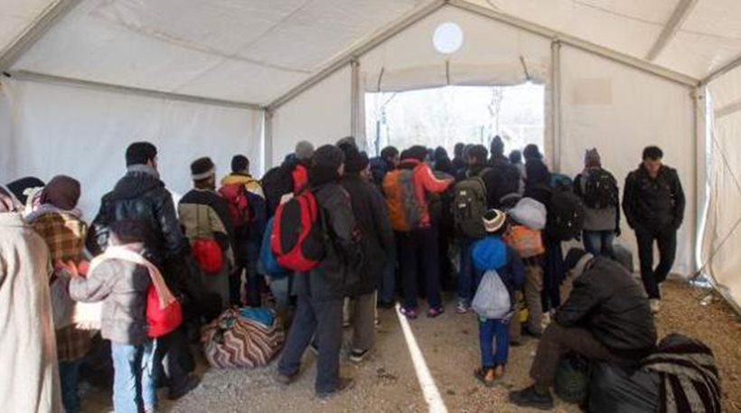 Σκόπια: Οι “Γιατροί του Κόσμου” καταγγέλλουν αυξημένα περιστατικά βίας κατά των προσφύγων στην Ειδομένη