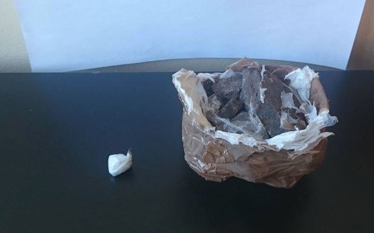 Με ηρωίνη και κοκαΐνη συνελήφθη 46χρονη στην Άρτα