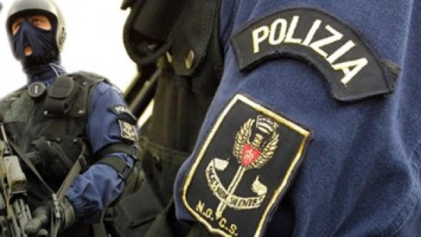 Εκκενώθηκε για λίγη ώρα κεντρικός σιδηροδρομικός σταθμός στη Ρώμη λόγω ενόπλου άνδρα (φωτό, βίντεο)