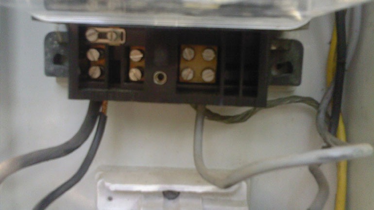 Έκλεβε ρεύμα και συνελήφθη – Χειροπέδες σε 51χρονη στην Ξάνθη