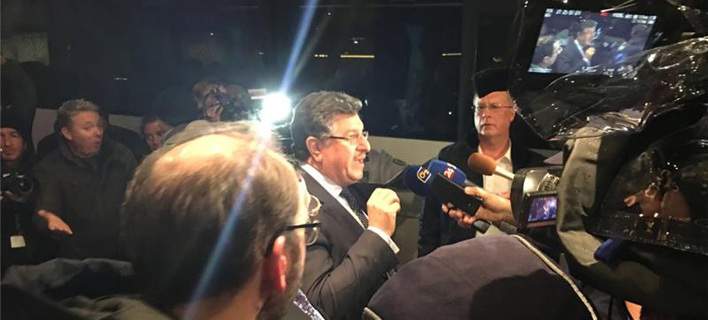 Γενεύη: Η αντιπολίτευση της Συρίας μπαίνει στις ειρηνευτικές συνομιλίες αλλά απειλεί με αποχώρηση