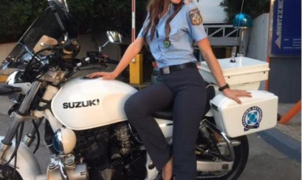 Πώς μία “καυτή” αστυνομικός παγίδευσε διαβόητο κακοποιό!