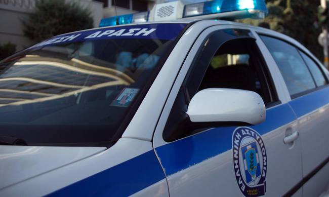 Τρόμος στις Αχαρνές με ένοπλο άνδρα