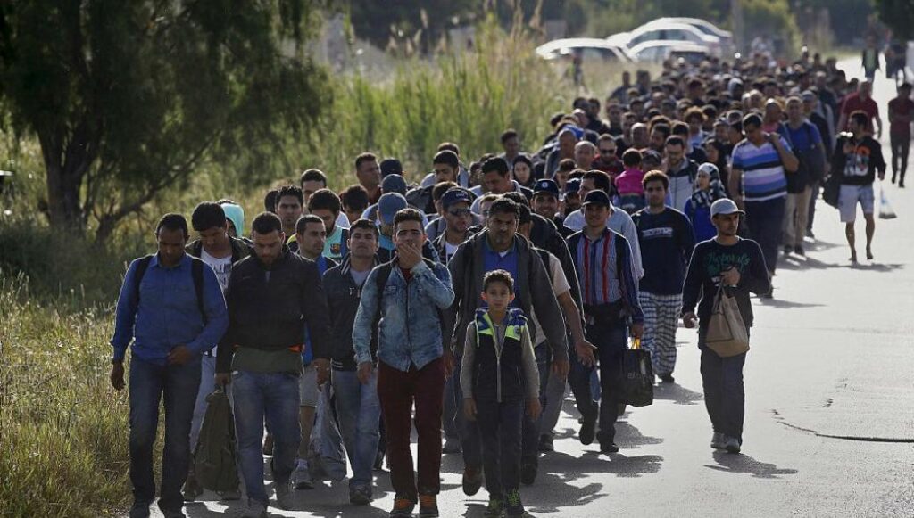 Απίστευτες εξελίξεις: Μετατρέπουν τις Ένοπλες Δυνάμεις σε ορντινάτζες λάθρο και ισλαμιστικών ΜΚΟ