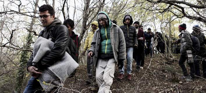 Αντιδράσεις από τους κατοίκους στα σχέδια της κυβέρνησης για κέντρα σε Σχιστό και Σίνδο