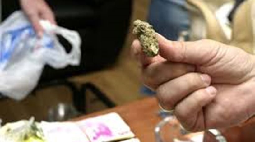 Ανήλικος αγόραζε χασίς από διακινητή στην Αλεξανδρούπολη