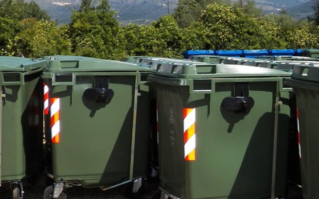 Τι αναφέρει η ΕΛ.ΑΣ. για τις γυάλες με έμβρυα σε κάδο- Στον εισαγγελέα Πλημμελειοδικών οδηγείται ο 34χρονος